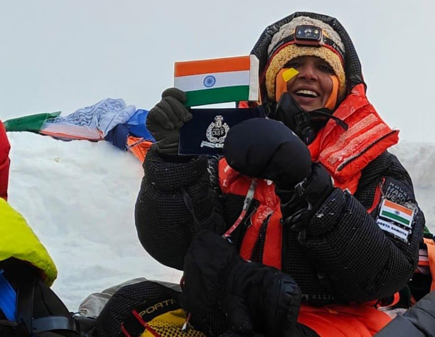 CISF’s Geeta Samota Becomes First Officer from Force to Summit Mount Everest