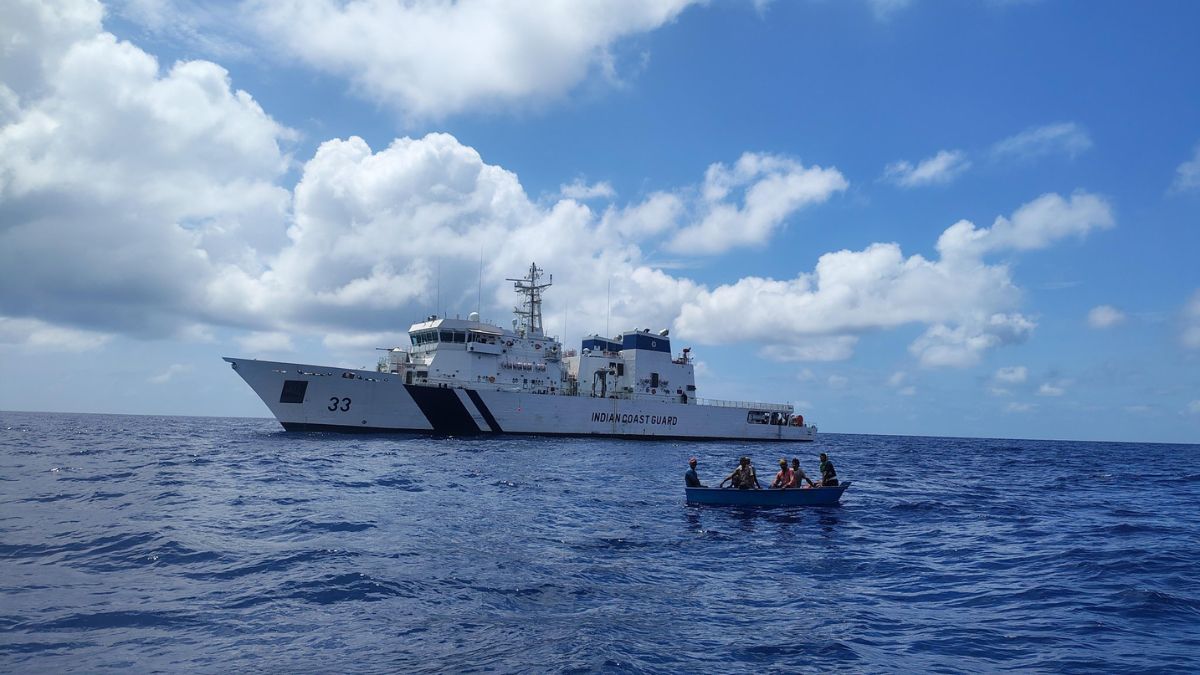 Indian Coast Guard Rescues Six Crew Members After Vessel Sinks Off Mangalore