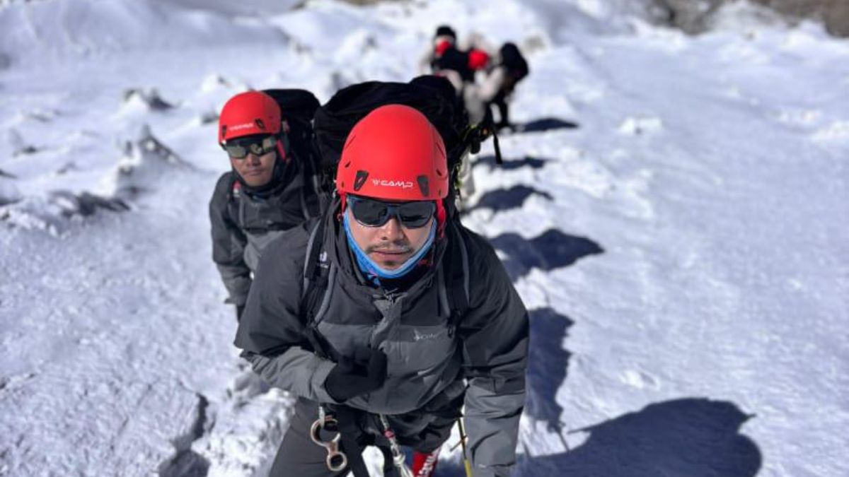 Indian, Nepali Troops Achieve Major Feat, Summit World’s 3rd Highest Peak in Joint Mission