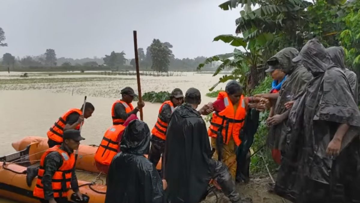 Operation Jal Rahat 2: Indian Army And Assam Rifles Rescue 800 Civilians From Manipur Floods