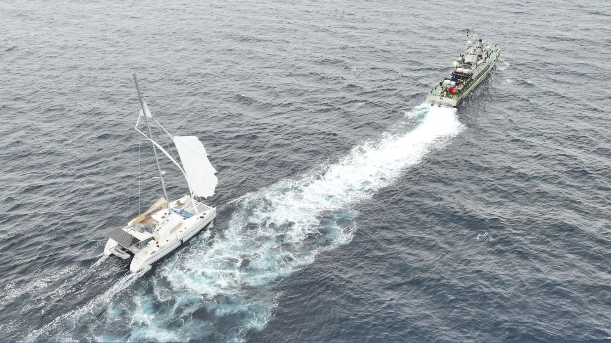 Indian Coast Guard Rescues Two Crew From US Yacht Adrift Near Nicobar Islands