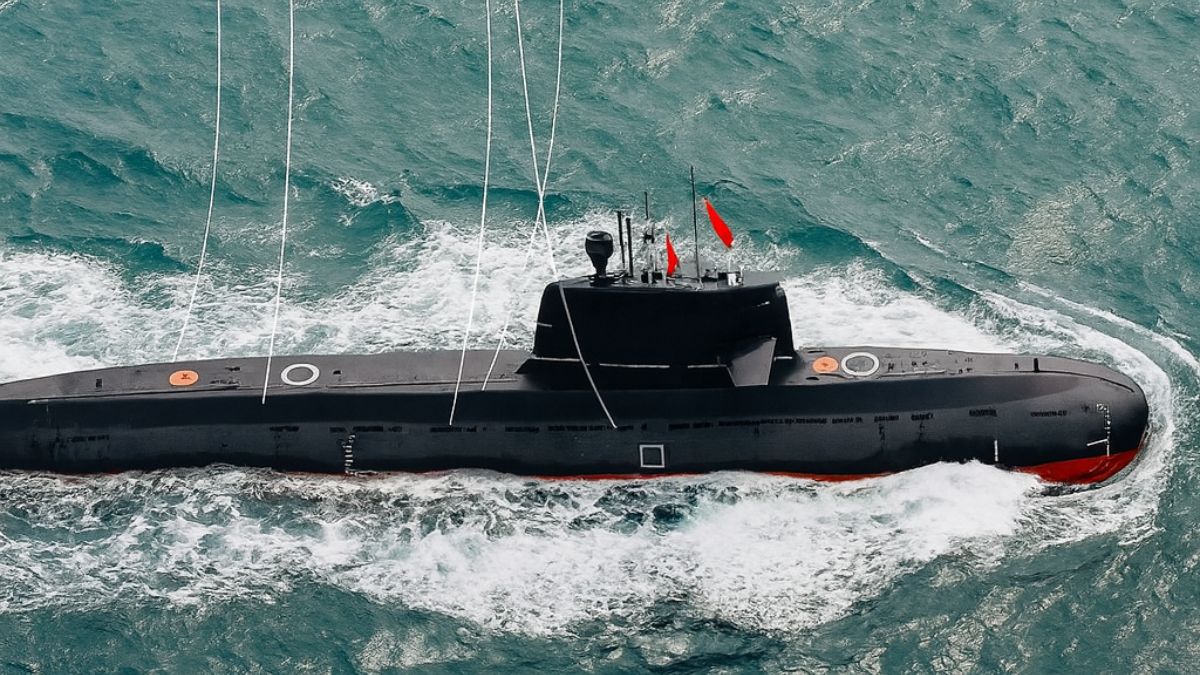 China Delivers 3rd Hangor-class Submarine To Pakistan; The Dependence Trap Deepens
