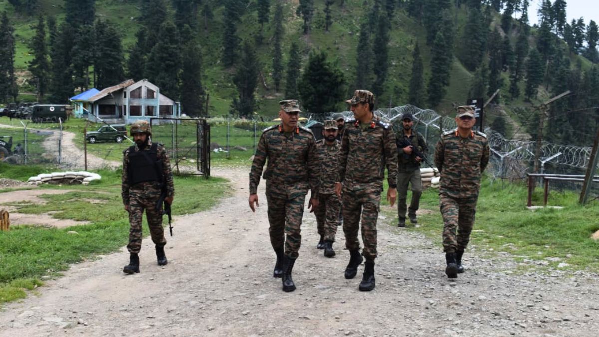 Operation Naushera Nar IV: 2 Terrorists Neutralised  Along LoC In Gurez; Soldier Killed In Kupwara