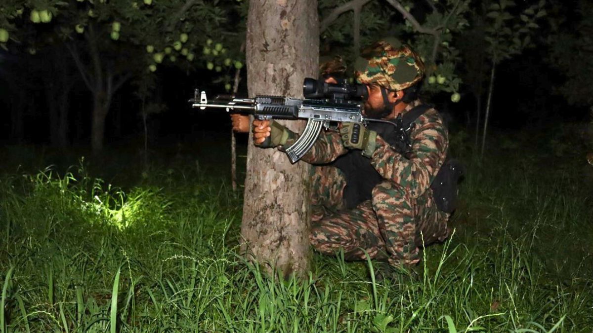 Operation Guddar: 2 Army Jawans Killed, 2 Terrorists Neutralized During Kulgam Encounter