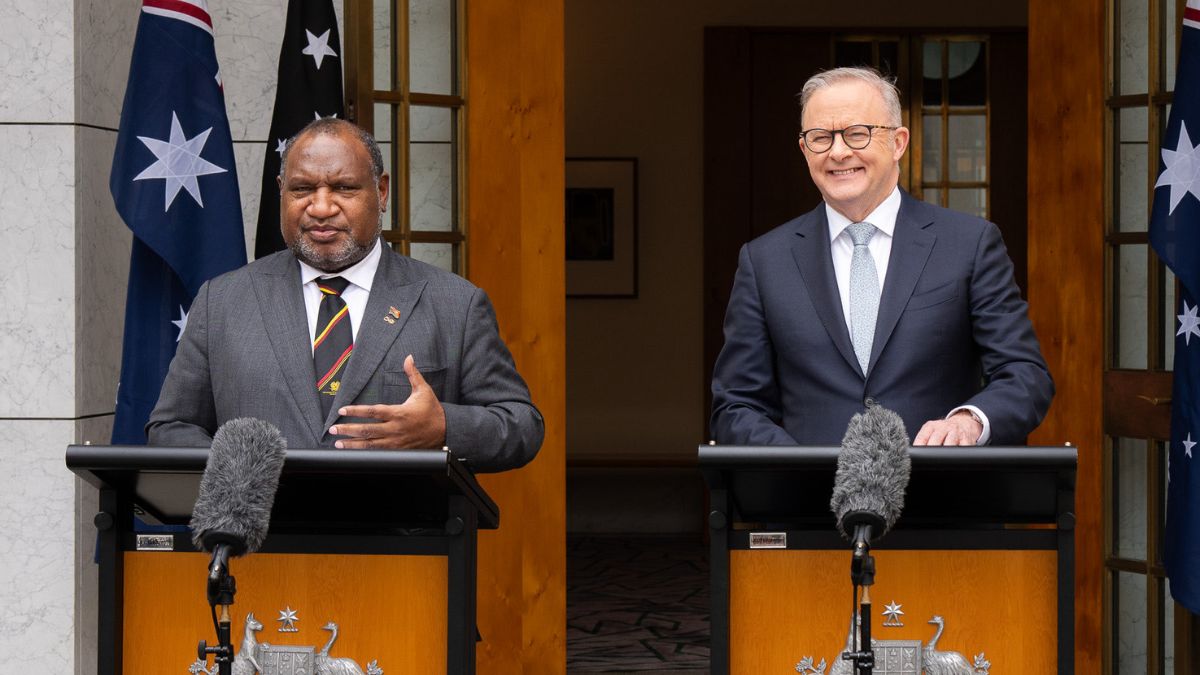 Australia, Papua New Guinea Sign Landmark Defense Treaty Amid China’s Pacific Concerns