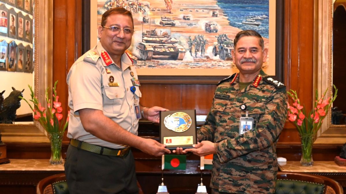 India-Bangladesh Defence Ties: COAS Meets LG Rehman On UNTCC 2025 Sidelines Amid Border Coordination Push