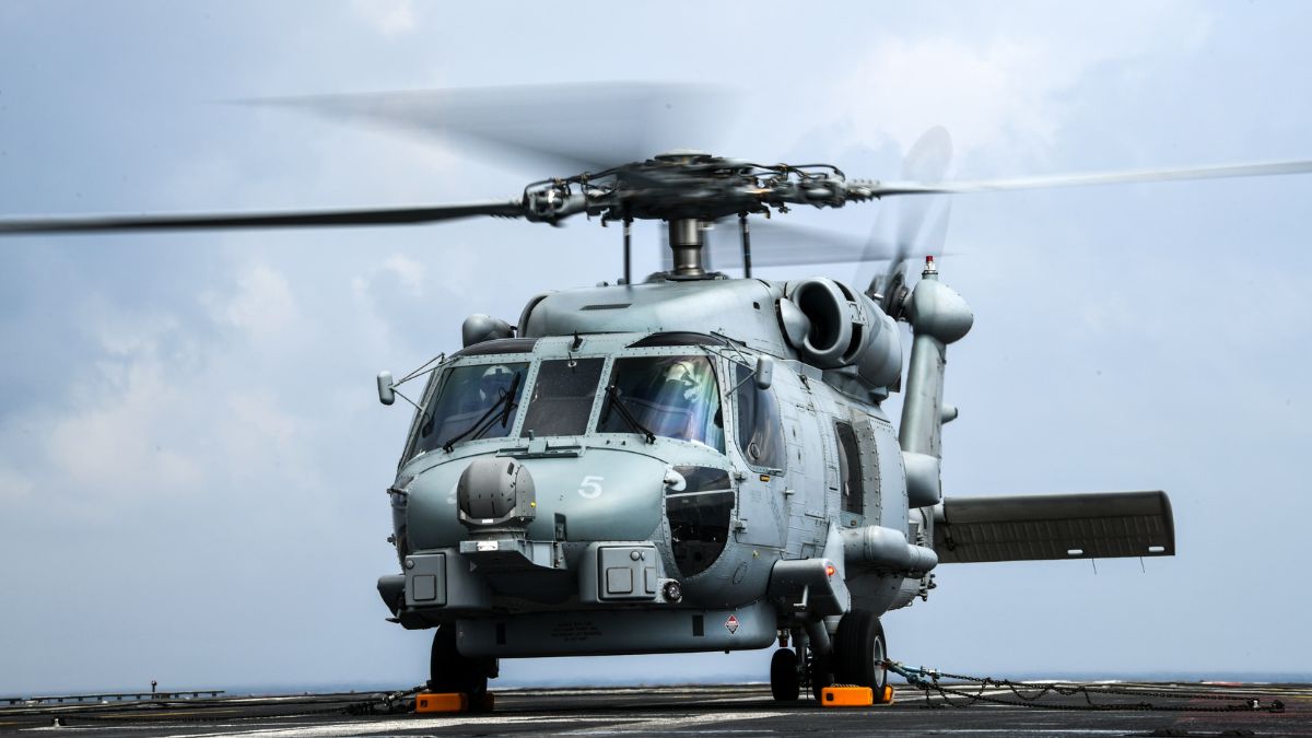 India-US Sign Rs 7,995 Crore Sustainment Deal For Navy’s MH-60R Seahawk All-Weather Capable Helicopters