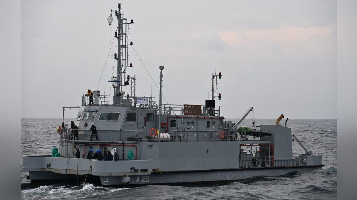 Indian Navy Commissions DSC A20, First Indigenous Diving Support Craft