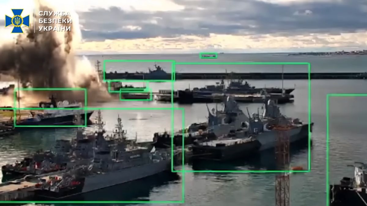 Watch: Ukraine Hits $400 Million Russian Submarine With Sub Sea Baby Underwater Drones In Historic First