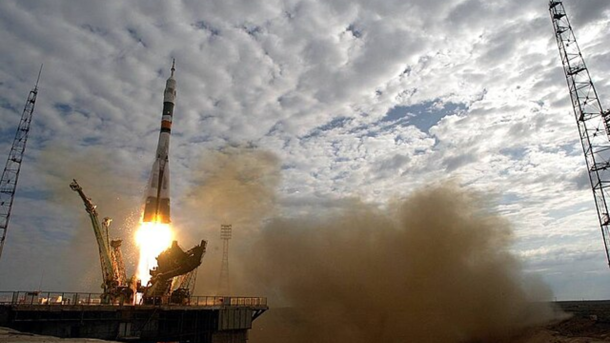 Russia’s Soyuz Rocket Lifts Off Three Iranian Satellites, Deepening Moscow-Tehran Space Ties