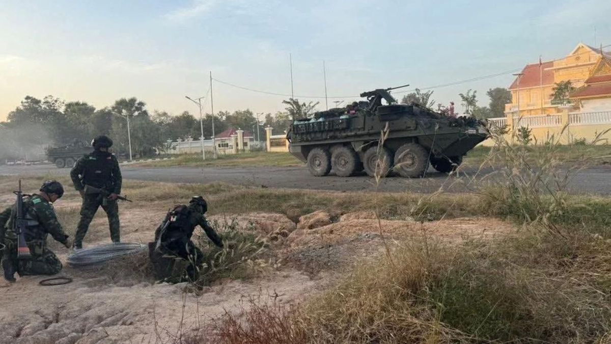 Thailand-Cambodia Roar Back Into Deadly Conflict; Trump Says He Will ‘Make A Call’ As Both Sides Point Fingers