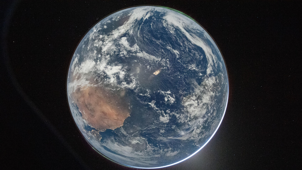 Earth From Afar: Artemis II Crew Transmits First Images as They Head Toward the Moon