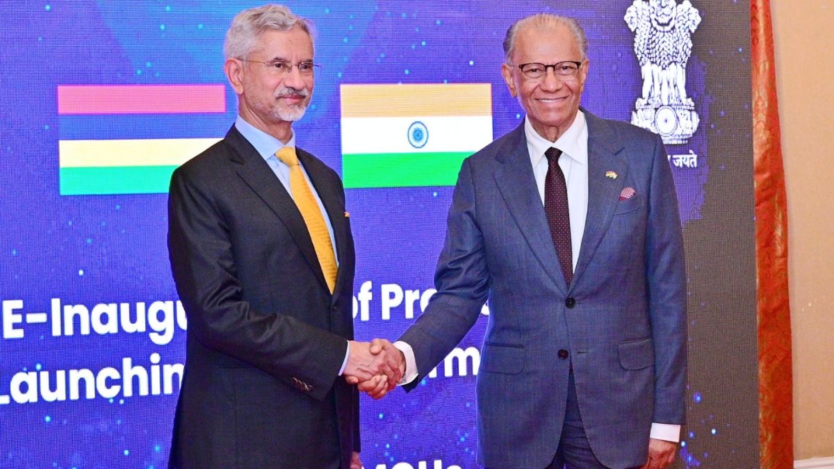 Amid West Asia Tensions, Jaishankar Announces Oil & Gas Supply Deal With Mauritius; India To Appoint Defence Attache