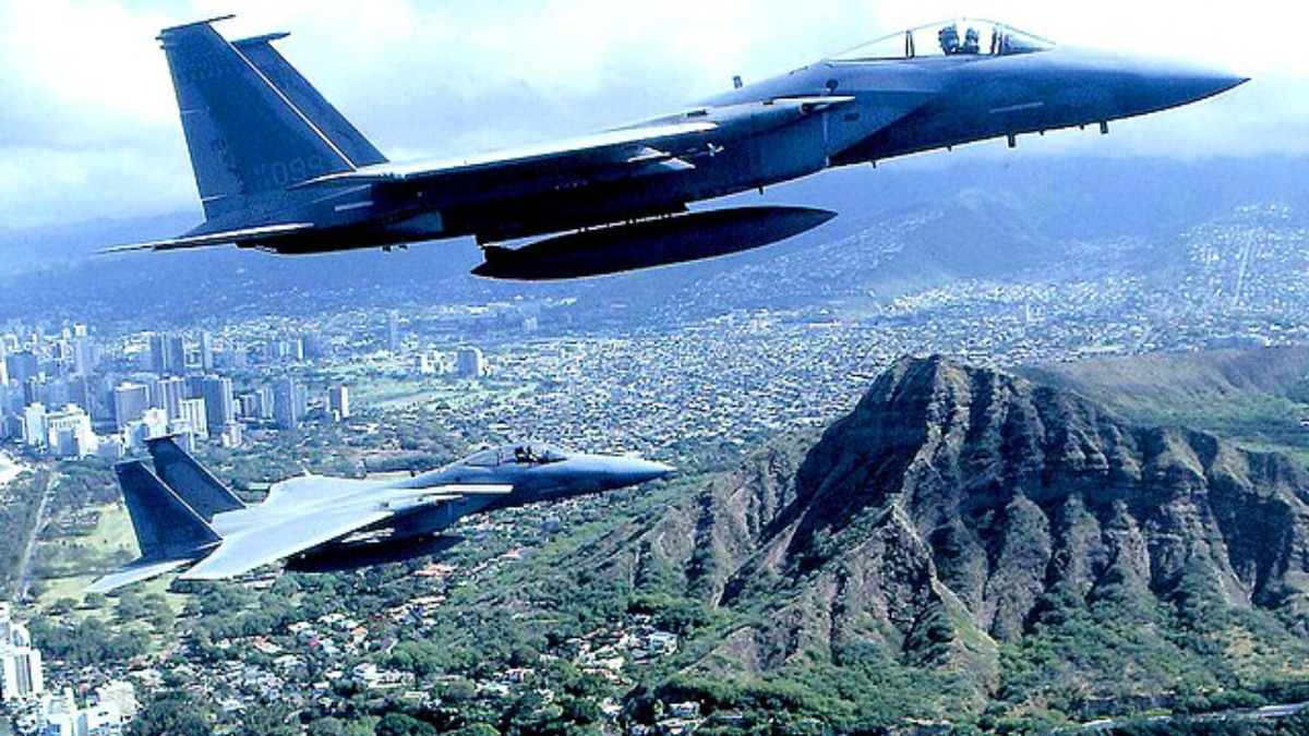 US Rescues Downed Pilot as Iran Says He Was Safer on its Territory